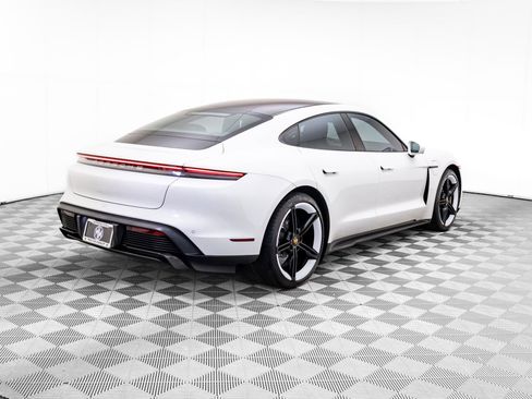 Used 2021 Porsche Taycan Turbo S image 7