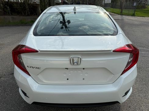Used 2017 Honda Civic EX-T image 10