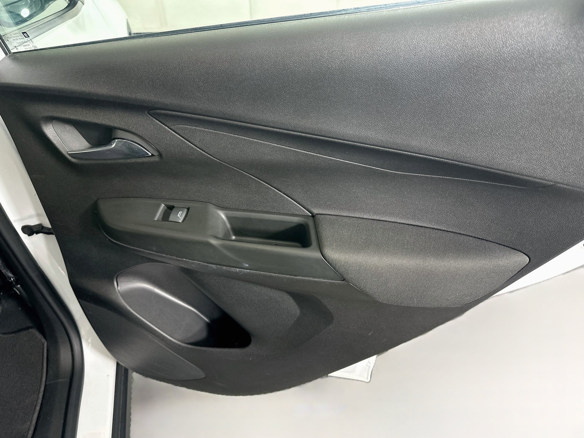Used 2023 Chevrolet Bolt LT w/ Driver Confidence Package FWD image 28
