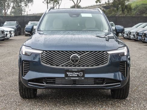 New 2026 Volvo XC90 T8 Ultra w/ Protection Package Premier AWD/4WD image 2
