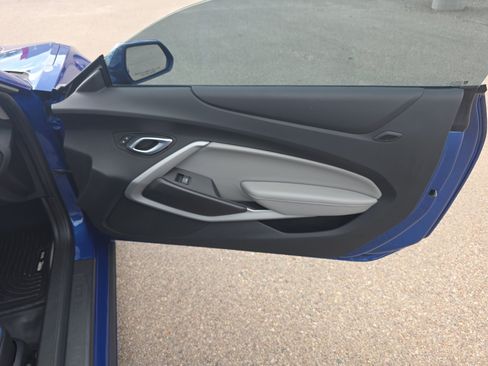 Used 2022 Chevrolet Camaro LT RWD image 16
