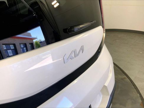 Certified 2025 Kia Soul LX FWD image 29