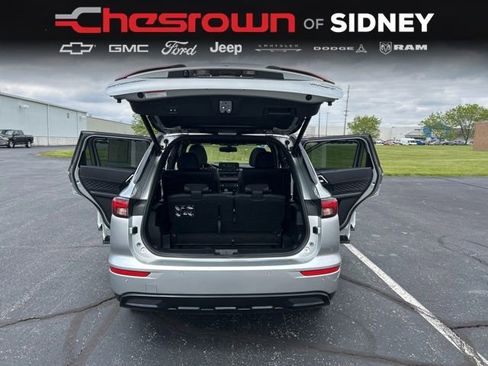 Used 2025 Mitsubishi Outlander 4WD Plug-In Hybrid image 22