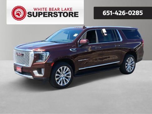 Used 2022 GMC Yukon XL Denali AWD/4WD image 1