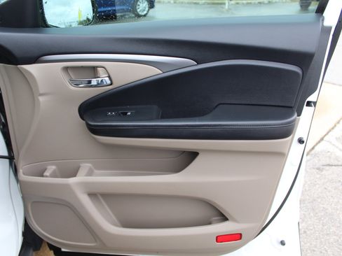 Used 2020 Honda Pilot EX-L image 18