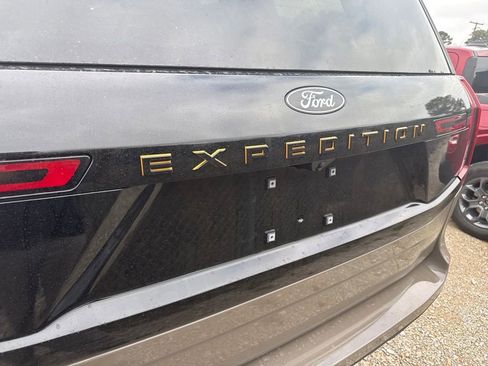 New 2026 Ford Expedition Tremor image 58