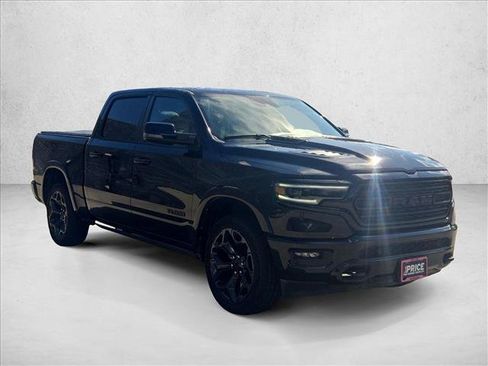 Used 2024 RAM 1500 Limited AWD/4WD image 3
