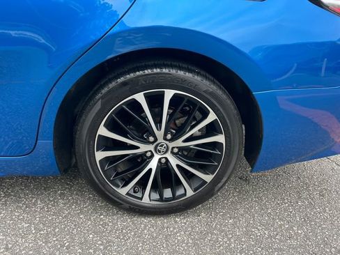 Used 2018 Toyota Camry L image 33