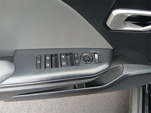 Certified 2025 Kia K4 LXS image 13