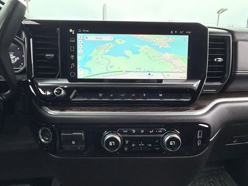 Used 2025 GMC Sierra 2500 SLE w/ SLE Convenience Package image 17