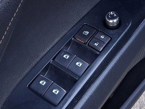 Used 2018 Toyota Camry XSE FWD image 25