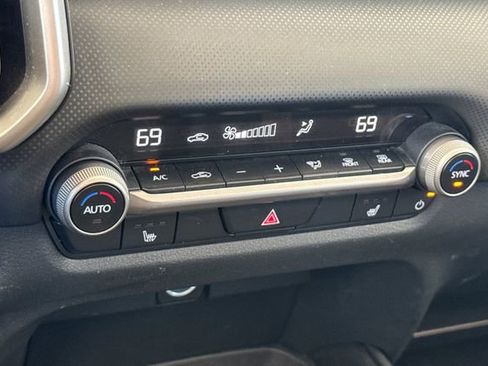 Used 2024 MAZDA CX-50 AWD 2.5 S w/ Premium Package image 28