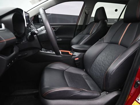 Used 2024 Toyota RAV4 Adventure w/ Convenience Package AWD/4WD image 11