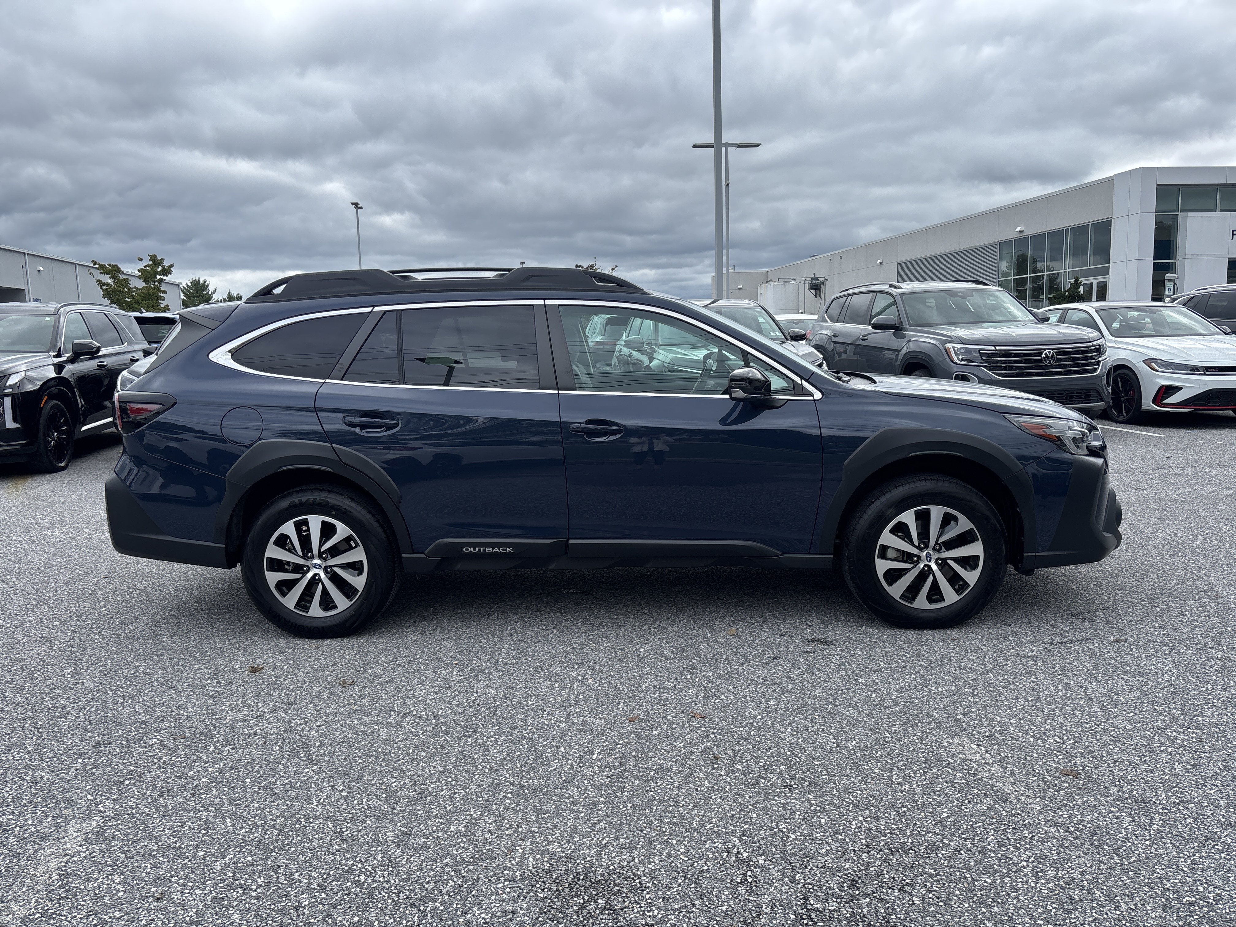 Used 2024 Subaru Outback Premium AWD/4WD image 20