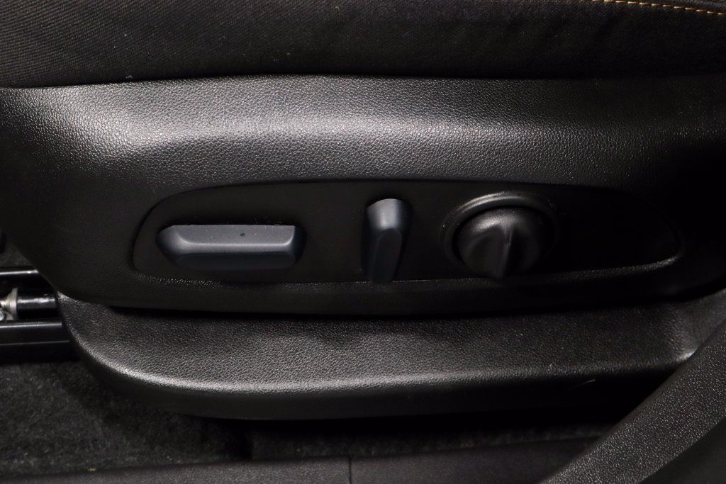 Used 2024 Chevrolet Equinox LT w/ LPO, Floor Liner Package FWD image 24