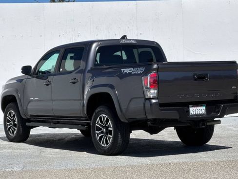 Used 2023 Toyota Tacoma TRD Sport w/ Advanced Technology Package AWD/4WD image 5