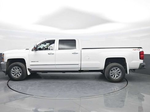 Used 2015 Chevrolet Silverado 3500 LTZ w/ Duramax Plus Package AWD/4WD image 5