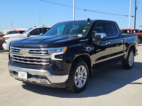 Used 2023 Chevrolet Silverado 1500 LTZ w/ LTZ Premium Package image 7