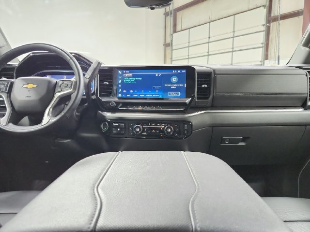 Used 2024 Chevrolet Silverado 2500 LTZ w/ LTZ Convenience Package AWD/4WD image 26