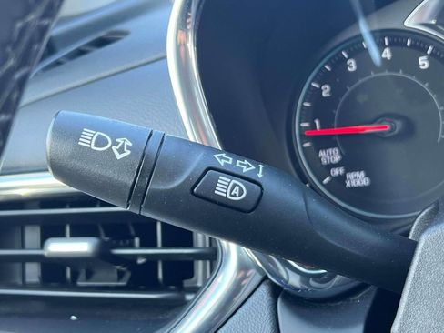 Used 2023 Chevrolet Equinox LT image 26