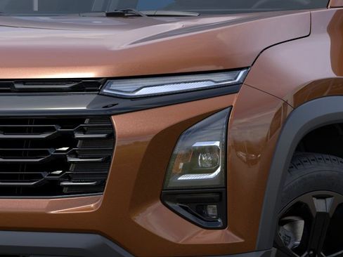 New 2027 Chevrolet Equinox LT w/ Convenience Package II FWD image 10