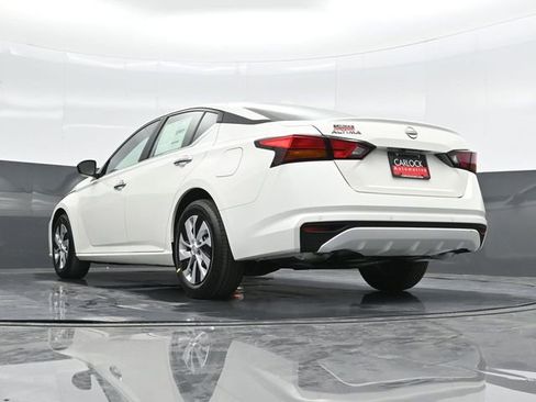 Used 2025 Nissan Altima 2.5 S FWD image 42