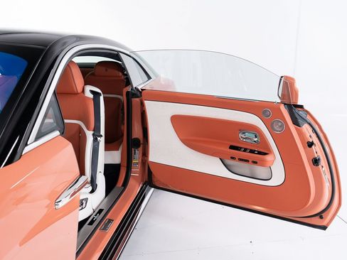 Certified 2024 Rolls-Royce Spectre w/ Spectre Launch Package AWD/4WD image 10