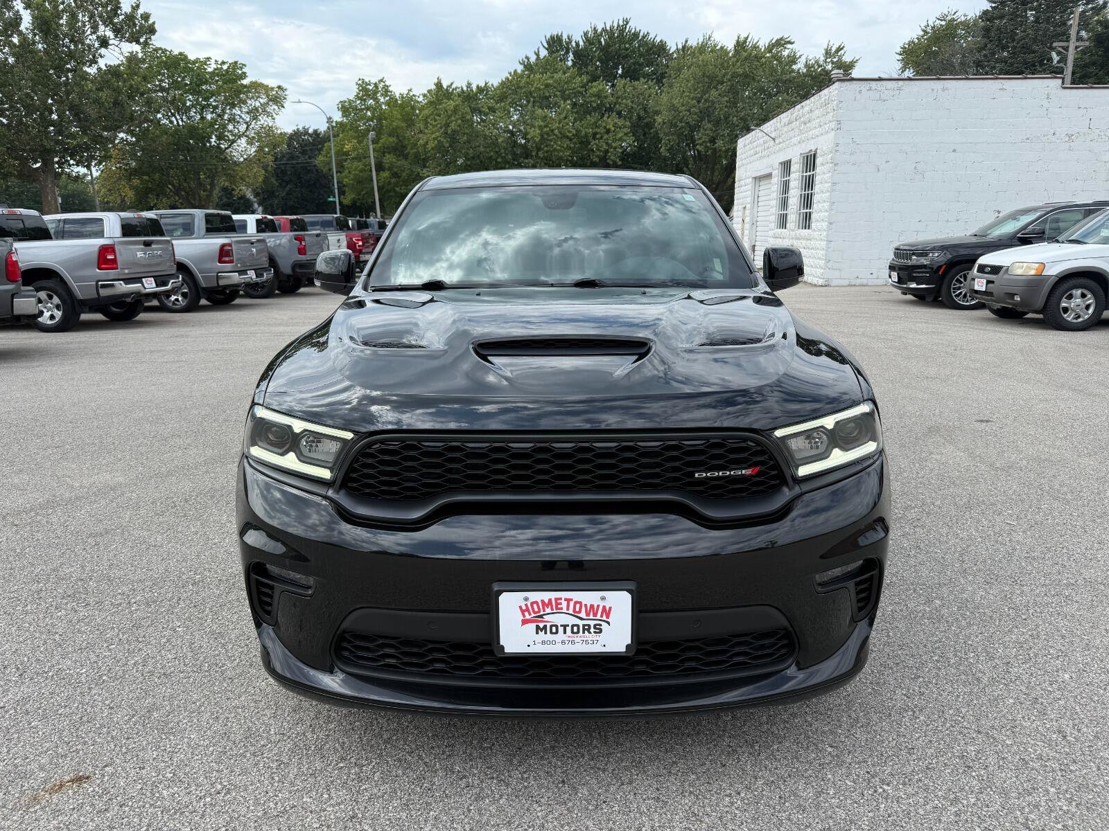 Used 2022 Dodge Durango R/T w/ Trailer Tow Group IV AWD/4WD image 2