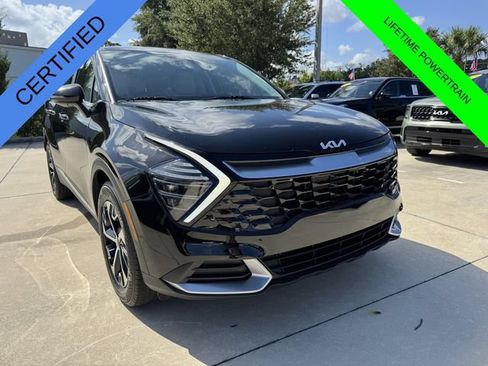 Used 2024 Kia Sportage EX FWD image 2