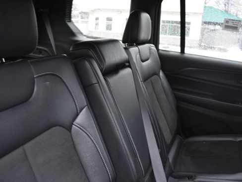 Used 2024 Jeep Grand Cherokee L Altitude image 26