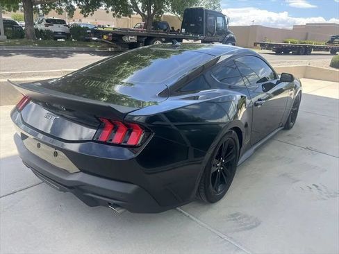 Used 2024 Ford Mustang GT RWD image 9