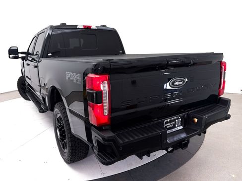 Used 2023 Ford F250 Lariat w/ Lariat Ultimate Package AWD/4WD image 9