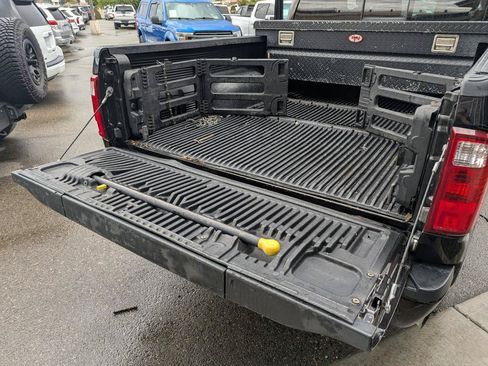 Used 2014 Ford F250 Platinum w/ FX4 Off-Road Package AWD/4WD image 82