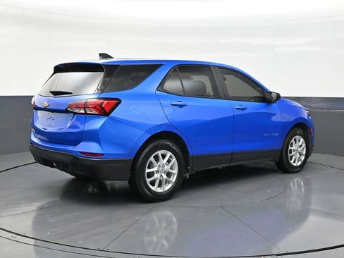 Used 2024 Chevrolet Equinox LS FWD image 5