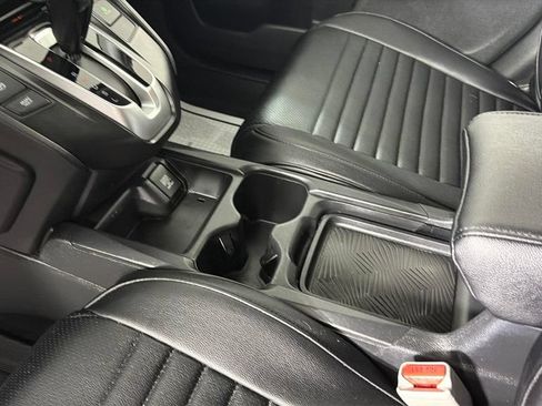 Used 2017 Honda CR-V LX image 24