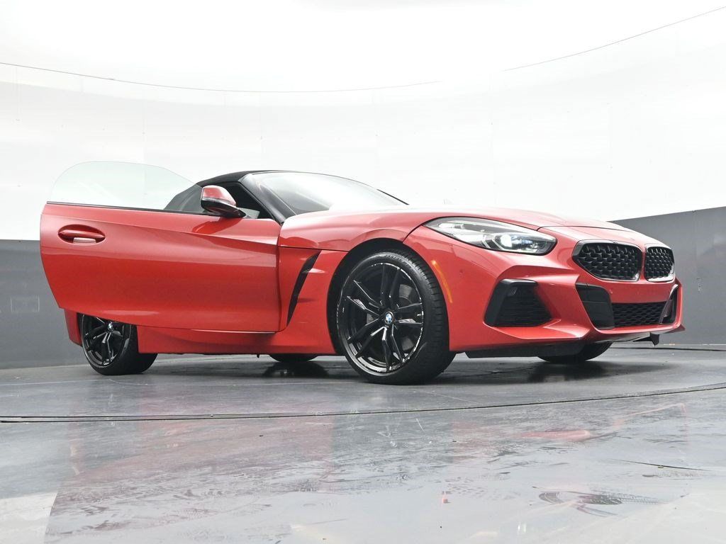 Used 2019 BMW Z4 sDrive30i w/ M Sport Package RWD image 39