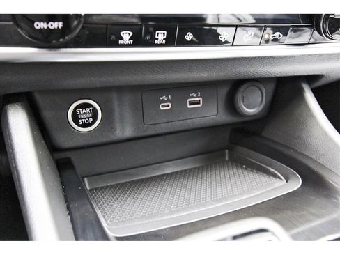 Used 2023 Nissan Rogue SV image 23