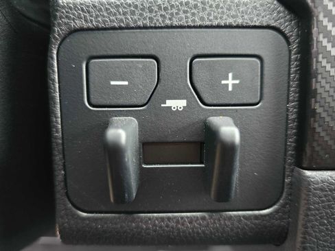 Certified 2025 Toyota Tacoma TRD Pro image 40