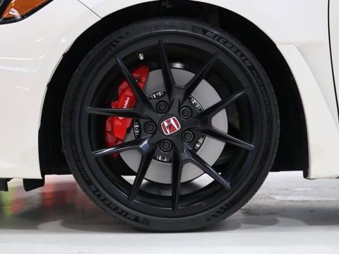 Used 2025 Honda Civic Type R image 9