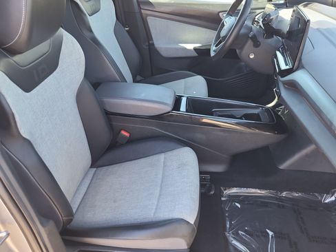 Used 2023 Volkswagen ID.4 Pro AWD/4WD image 20