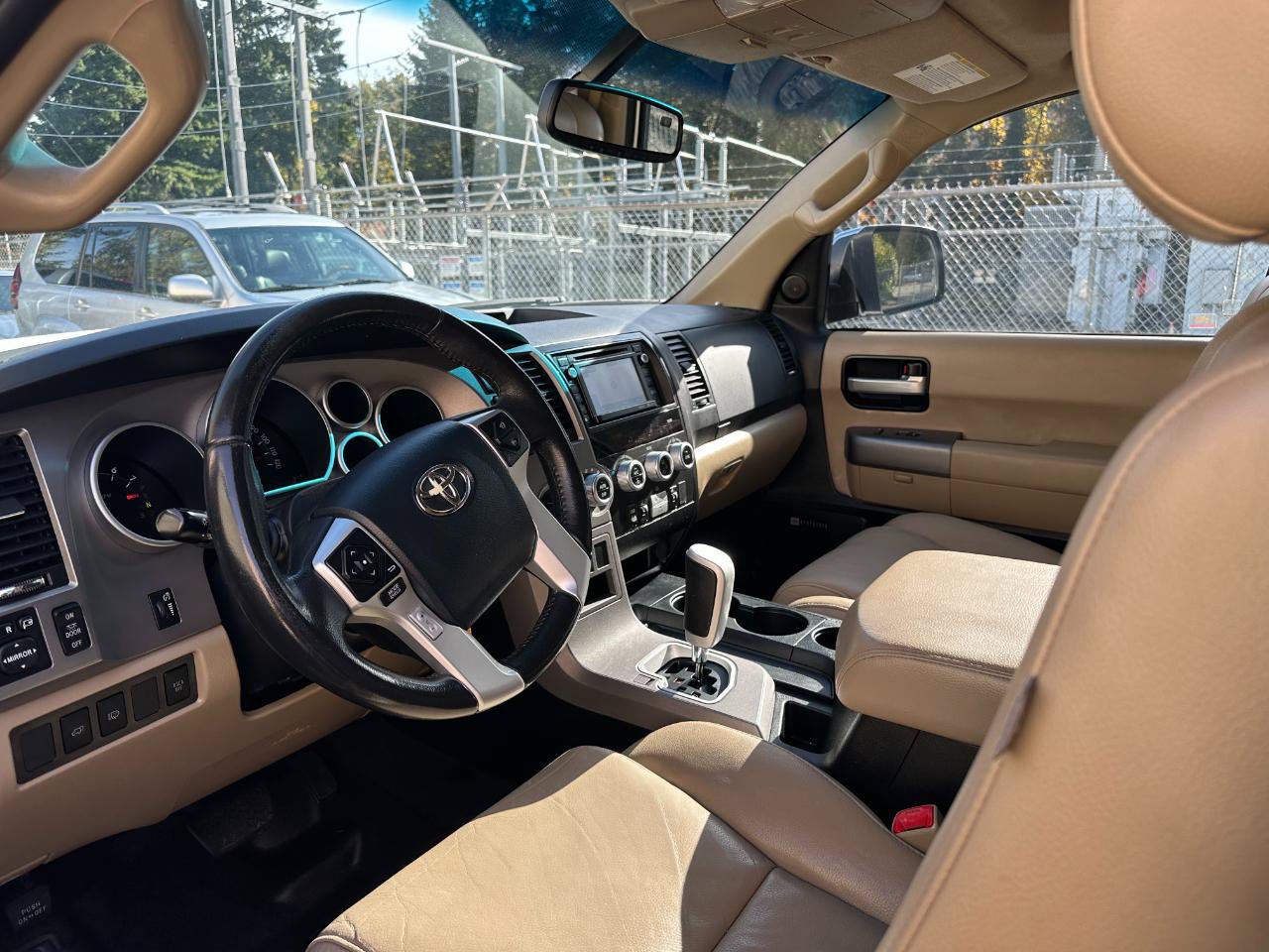 Used 2014 Toyota Sequoia Limited AWD/4WD image 9