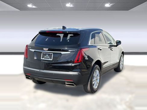 Certified 2023 Cadillac XT5 Luxury w/ LPO, Floor Liner Package image 7