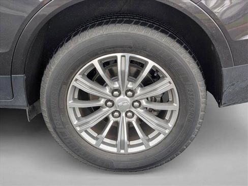 Used 2017 Cadillac XT5 Luxury image 21