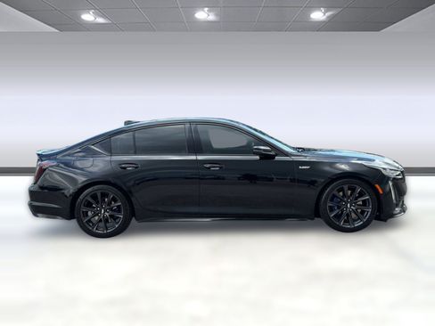 Used 2022 Cadillac CT5 V w/ Premium Package RWD image 8