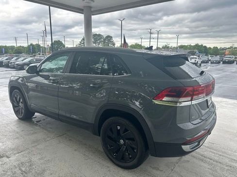 Used 2024 Volkswagen Atlas Cross Sport SE w/ Panoramic Sunroof Package AWD/4WD image 35