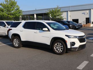 Used 2023 Chevrolet Traverse LS w/ Safety Package FWD video 2