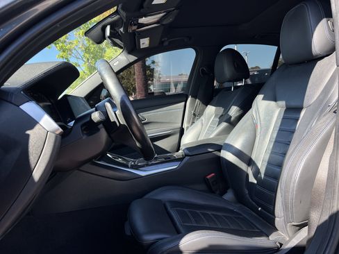 Used 2020 BMW M340i xDrive w/ Premium Package image 16