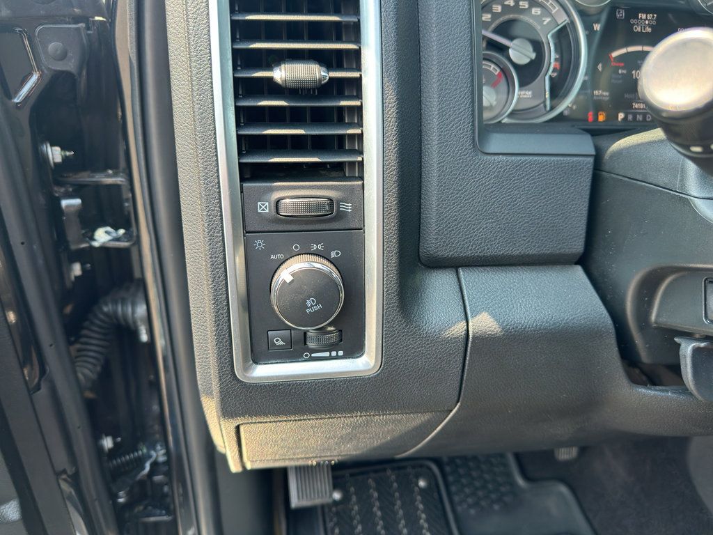 Used 2018 RAM 1500 Limited AWD/4WD image 17