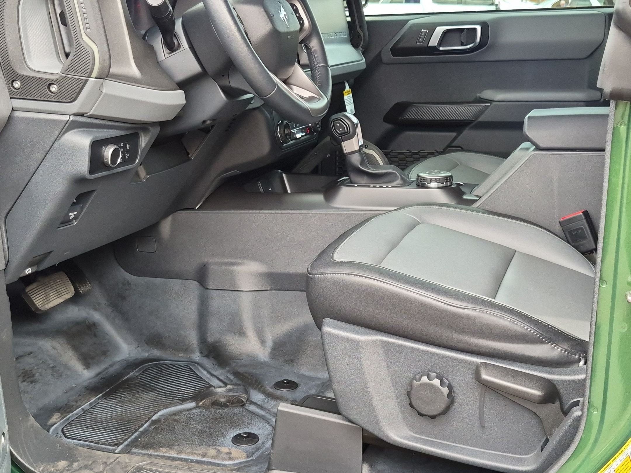 Used 2024 Ford Bronco Everglades AWD/4WD image 21