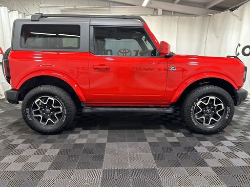 Used 2023 Ford Bronco Outer Banks image 8